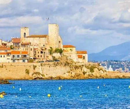 Appartement App Neuf 1 Près Du Centre Et Plages Antibes