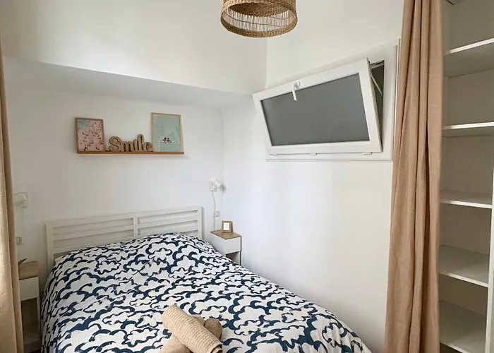 App Neuf 1 Pres Du Centre Et Plages דירה אנטיב